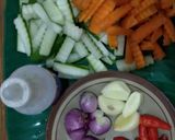 Foto langkah ke 1 dari resep #18 Acar matang mentimun wortel.