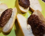Foto del paso 4 de la receta: Mini hamburguesas en pulguitas de pan