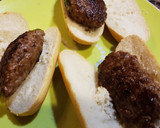 Foto del paso 4 de la receta: Mini hamburguesas en pulguitas de pan