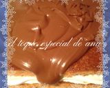 Foto del paso 1 de la receta Tarta rellena de nata y cobertura de chocolate