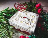 Foto langkah ke 6 dari resep Dessert Box Strawberry Cream and Regal, Box Ultah Sederhana.