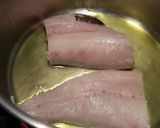 Foto del paso 1 de la receta Merluza en salsa de piquillos