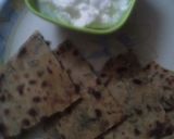 A picture of step 5 of Palak ka paratha.