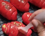 Foto langkah ke 6 dari resep Red Velvet Salt Bread.