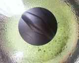 Foto langkah ke 5 dari resep MARTABAK PANDAN isi keju dan coklat.