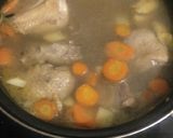 Foto langkah ke 4 dari resep Sup Ayam ala pak Min Klaten.