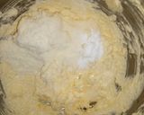 A picture of step 1 of Flower cookies.
