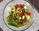 รูปขั้นตอนการทำที่ 3 ของ สลัดซูกินีซอสเพสโต้ (Keto Basil Pesto Zoodle Salad)