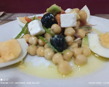 Foto del paso 8 de la receta: Ensalada de garbanzos con vinagreta de lima