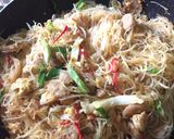 Foto langkah ke 4 dari resep Bihung udang goreng.