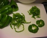 A picture of step 2 of Butter Stir-fried Bell Peppers.