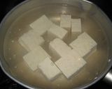 A picture of step 2 of Tofu and Mushrooms au Gratin with Meat Sauce.