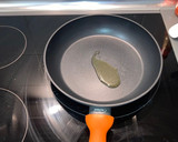 Foto del paso 5 de la receta: Carne de Pollo Deshilachada/Desmechada