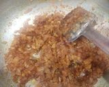 A picture of step 3 of Cheesy Paneer Potlis.