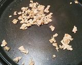 A picture of step 7 of Curry-Flavored Monjayaki (Pan-Fried Batter with Various Ingredients).