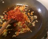 A picture of step 5 of Spaghetti with chorizo sausages.