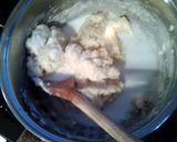 A picture of step 2 of Turkey Escalopes and Cheddar Sauce.