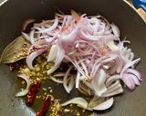 A picture of step 3 of Chicken Masala Khichudi.