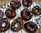 A picture of step 5 of Chocolate doughnut.