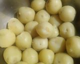 ભૂંગળા બટાકા (Bhungla Bataka Recipe In Gujarati) રેસીપી સ્ટેપ1ફોટો