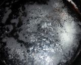 A picture of step 3 of Sauteed Yellow Squash.