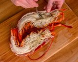 Fűszervajas homár recept fázis 5 fotója