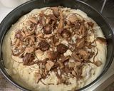 A picture of step 4 of Kinder cheese cake🥮.