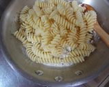 A picture of step 4 of Minced Meat & Cheese Cream Pasta.