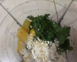 Foto langkah ke 2 dari resep Smoothies Oatmeal, Mangga dan Seledri.