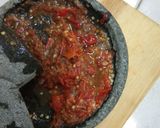 Foto langkah ke 2 dari resep Sambel terasi padeh bana (masakan rumahan).