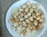 A picture of step 2 of Makhana Bhel - Healthy weightloss recipe.