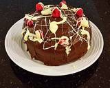 Vanilla and Chocolate Striped Butter Layer Cake recipe step 13 photo