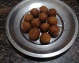 பிரேட் குலாப் ஜாமுன் 🍞🧆🧆 (Bread gulab jamun recipe in tamil) ரெசிபி ஸ்டேப் 4 புகைப்படம்
