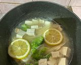 Foto langkah ke 4 dari resep Feel Better Soup.