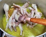Foto langkah ke 4 dari resep Soto Ceker.