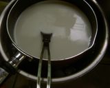 A picture of step 4 of Very Jiggly Rich Panna Cotta.