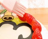 A picture of step 29 of Cookpad Logo Christmas Wreath Cake.