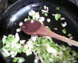 Foto del paso 5 de la receta: Espaguetti con salsa de carne y albahaca