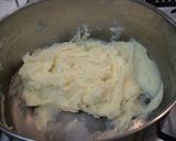 A picture of step 2 of Rich Mashed Potatoes.