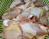 Hình bước làm 1 của món Gà Rô Ti Nước Dừa