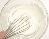 A picture of step 5 of Easy and Fluffy Black Tea Mousse.