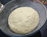 صورة لخطوة 2 من وصفة بيتزا كاري🍕بالسميد روعة روعة