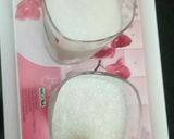 A picture of step 4 of Banana shake.