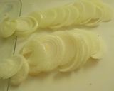 Foto del paso 4 de la receta: Solomillo de cerdo macerado y guarnición al horno