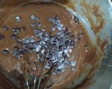 Foto langkah ke 4 dari resep Muffin Coklat Simple.