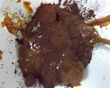 Foto del paso 3 de la receta: Alfajorcitos con dulce de leche al chocolate y semillas de amapolas