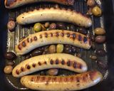Une image de l'étape 2 de Saucisses de Thuringe grillées olives marinées et porto rouge.