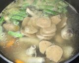Foto langkah ke 4 dari resep Sop ceker baso.