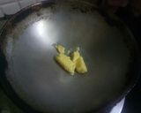 A picture of step 3 of White sauce pasta.