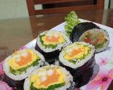Foto langkah ke 5 dari resep Nasi Gulung Sederhana.